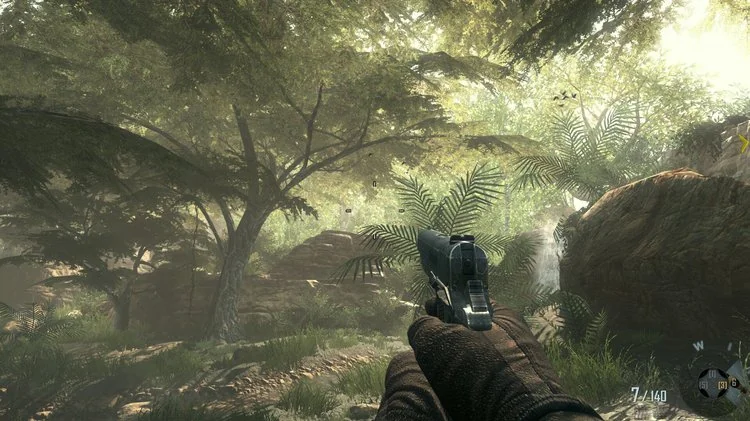 Call of Duty Black Ops II melewati hutan belantara gameplay