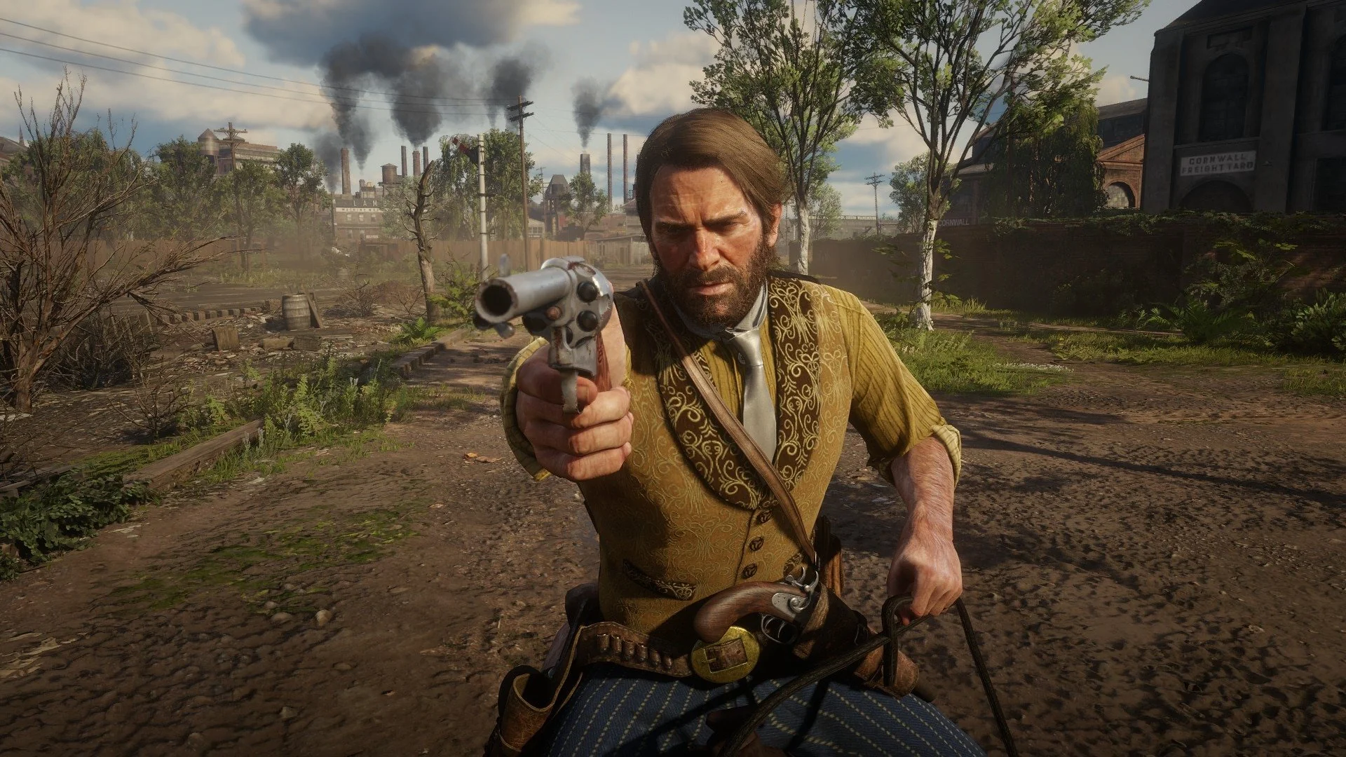 Arthur menodongkan pistol revolver ke musuh