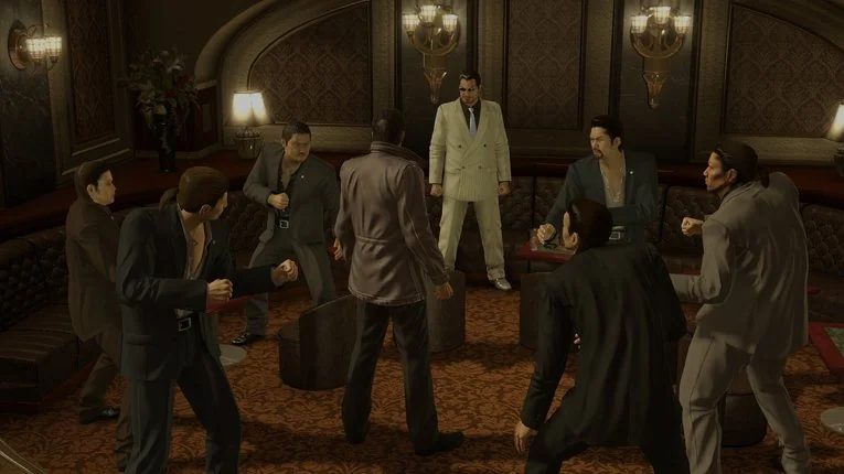 Dikepung Enam Musuh dan Ketua Yakuza